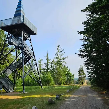 8 Person In Hovborg-by Traum *